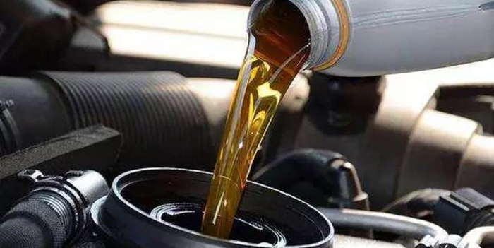 常見(jiàn)的工業(yè)潤(rùn)滑油有哪些？拓牌潤(rùn)滑油告訴您